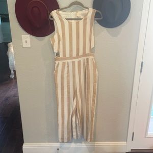 Stripped jumpsuit with pockets